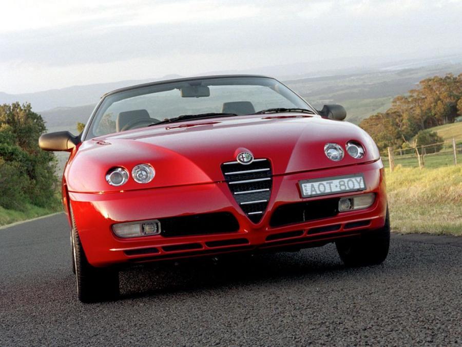  Alfa Romeo Spider (916S) 2003 года  (AU) (фото 21 из 28)